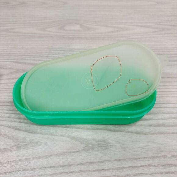 Tupperware Vtg 70s Oval Jadeite Green Cheese Celery Storage Container With Lid - Picture 6 of 7